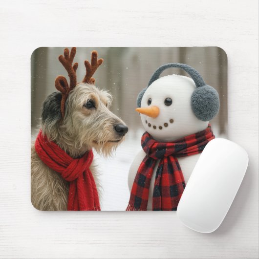 Irish Wolfhound mit einem süßen Schneemann Mousepad (Mit Mouse)