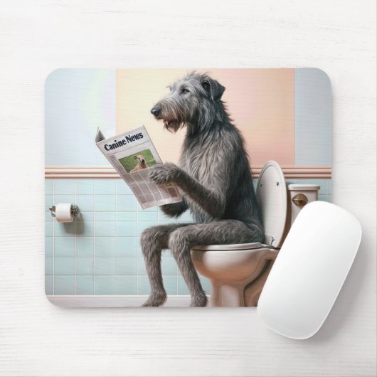 Irish Wolfhound Reading a Newspapier Mousepad (Mit Mouse)