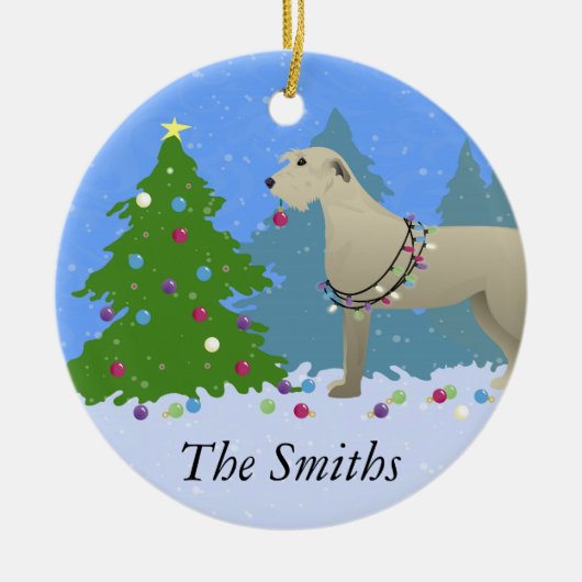 Irish Wolfhound schmückt einen Weihnachtsbaumwald Keramikornament (Vorne)