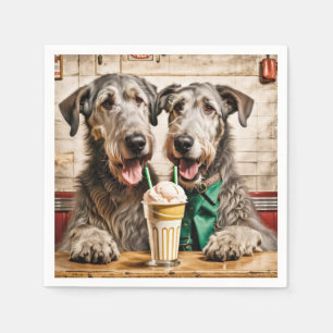 Irish Wolfhounds mit Eiscreme-Soda Serviette