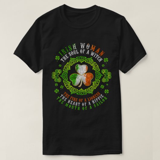 Irish Woman Soul Of A Witch Shamrock St. Patrick's T-Shirt (Design vorne)