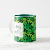 Irishcoffee-Kleeblatt-Druck-Tasse Zweifarbige Tasse (Vorderseite Links)