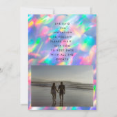 Irisierendes ultramodernes Monogramm-Foto Save The Date (Rückseite)