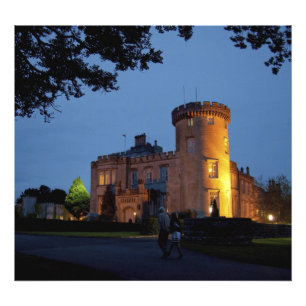 Irland, das Dromoland Castle in der Dämmerung bele Fotodruck