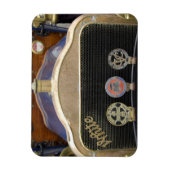 Irland, Dublin. Vintages Auto, weiß Magnet (Vertikal)