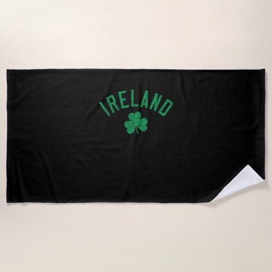 Irland Kleeblatt mit angebrochenem Text Strandtuch (Vorderseite)