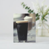 Irland. Pint of stout. Postkarte (Stehend Vorderseite)