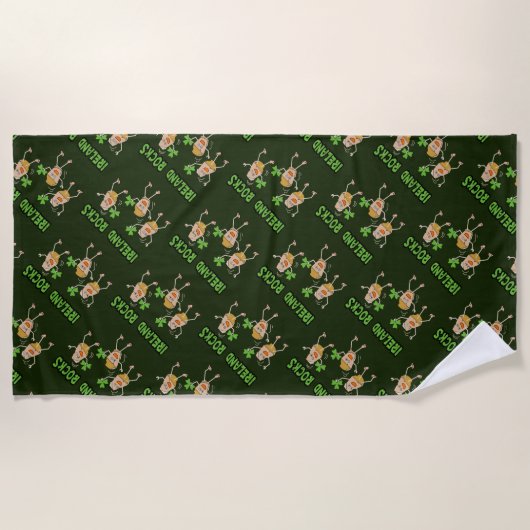 Irland Rocks Strandtuch (Vorderseite)