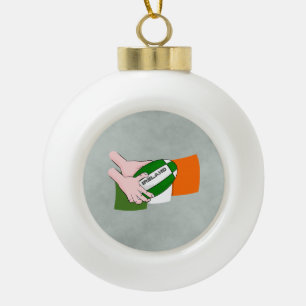 Irland Rugby Team unterstützt Flagge mit Ball Keramik Kugel-Ornament