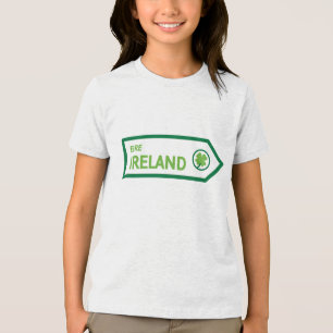 Irland-Verkehrsschild Tri-Blend Shirt