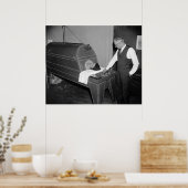 Iron Lung Therapy, 1930er Poster (Küche)