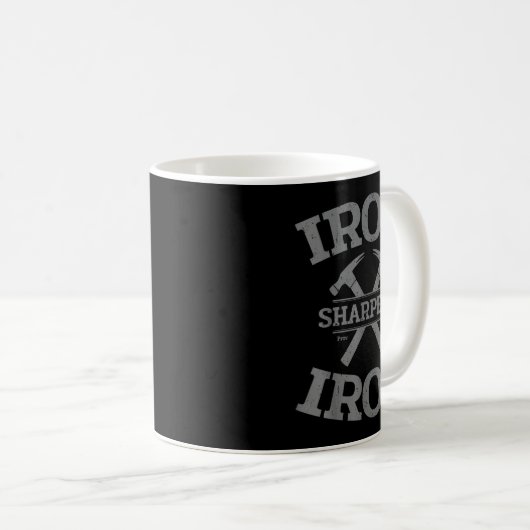 Iron Sharpens Iron Proverbs 27_17 Gym Workout Men Kaffeetasse (VorderseiteRechts)