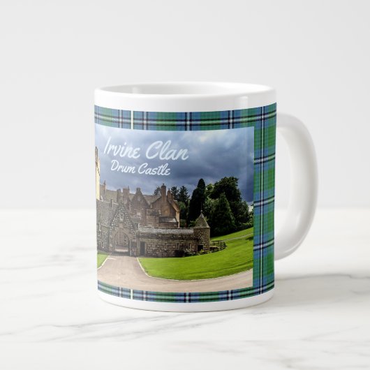 Irvine/Irving Clan Drum Castle & Tartan Jumbo-Tasse (Vorderseite Rechts)
