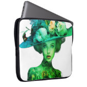 Is She Wicked? Computer and Electronics Bag Laptopschutzhülle (Vorne Rechts)