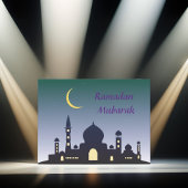 Islamischer Halbmond Ramadan Kareem Typografische Feiertagspostkarte
