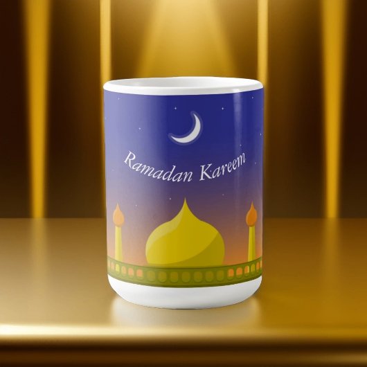 Islamischer Halbmond Ramadan Kareem Typografische Kaffeetasse