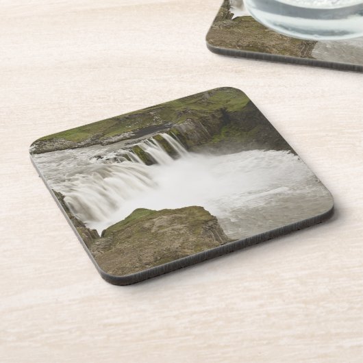 Island. Hafragilsfoss Wasserfall in Getränkeuntersetzer (Linke Seite)