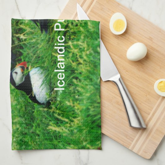 Isländische Puffen im Sommer Geschirrtuch (Viertel Falte)