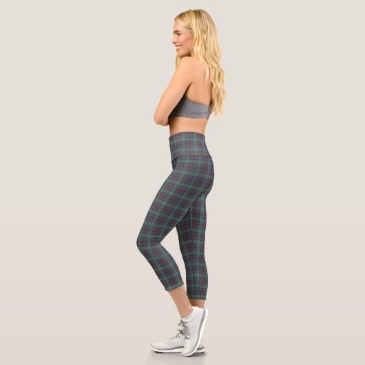 Isle Of Skye Tartan Pläd Green Black Pattern Capri Leggings (Links)