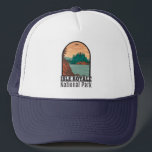 Isle Royale Nationalpark Michigan Vintag Truckerkappe<br><div class="desc">Isle Royale Vektorgrafiken in einem Fensterstil-Design. Der Park besteht aus der Isle Royale und Hunderten von benachbarten Inseln,  sowie den umliegenden Gewässern des Superior-Sees,  im Staat von Michigan.</div>