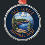 Isle Royale Nationalpark Retro Distressed Circle Ornament Aus Metall<br><div class="desc">Isle Royale Vektorgrafik Design. Der Park besteht aus der Isle Royale und Hunderten von benachbarten Inseln,  sowie den umliegenden Gewässern des Superior-Sees,  im Staat von Michigan.</div>