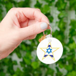 Israel Gold Star Schlüsselanhänger<br><div class="desc">Stern Israels in blau und gelb. Dieses Design sieht auf diesem Schlüsselanhänger wirklich effektiv aus</div>