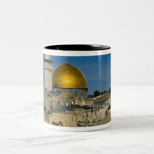 Israel, Jerusalem, Kuppel des Felsens Zweifarbige Tasse (Mittel)