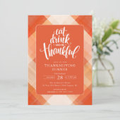 Iss Drink und sei dankbar Erntedank Abendessen Einladung (Stehend Vorderseite)