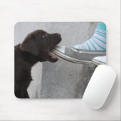 Iss meinen Schuh! Labrador Puppy Mousepad (Mit Mouse)