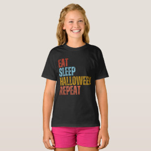 ISST SCHLÄFT HALLOWEEN WIEDERHOLT T-Shirt