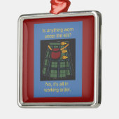 Ist alles, das unter dem Kilt getragen wird? Ornament Aus Metall (Links)