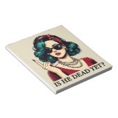 Ist er tot, doch lustig Sprichwort Dunkler Spaß Vi Notizblock (angewinkelt)