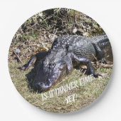 Ist es Abendessen Zeit noch frage der Alligator? Pappteller (Vorderseite)