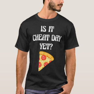 Ist es Betrügertages-dennoch Workout-Pizza-T - T-Shirt