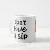 "Ist mir doch egal" Verächtliche Cartoon-Katze Kaffeetasse (Vorderseite Links)