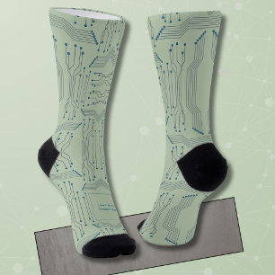 IT-Mann Blaue Leiterplatte auf Grün Socken