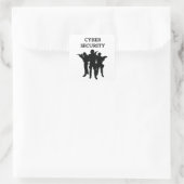 IT-Sicherheit: Der digitale Verteidigungskonflikt Quadratischer Aufkleber (Tasche)