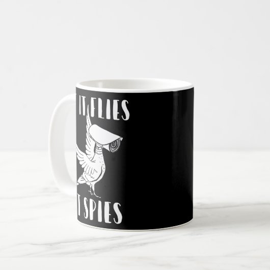It Spies Conspiracy Theory Birds Aren’t Real Kaffeetasse (Vorderseite Links)