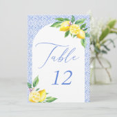 Italian Blue Tile Lemon Positano Table Number Einladung (Stehend Vorderseite)