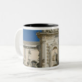 Italien, Apulien, Lecce, Piazza del Duomo, Palazzo Zweifarbige Tasse (Vorderseite Links)