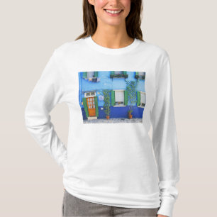 Italien, Burano. Ein buntes Haus in Burano in der  T-Shirt