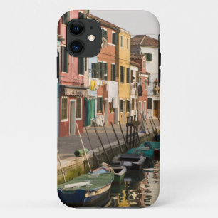 Italien, Burano. Farbige Häuser säumen eine Case-Mate iPhone Hülle