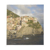 Italien, Cinque Terre, Manarola. Dorf auf der Klip Notizblock (Vorderseite)