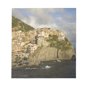 Italien, Cinque Terre, Manarola. Dorf auf der Klip Notizblock