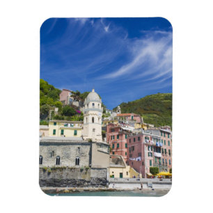 Italien, Cinque Terre, Vernazza, Hafen und Kirche Magnet