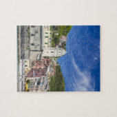 Italien, Cinque Terre, Vernazza, Hafen und Kirche Puzzle (Horizontal)