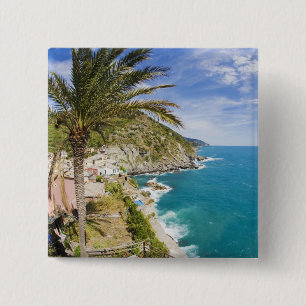 Italien, Cinque Terre, Vernazza, Hillside Town Button