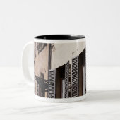 Italien, Emilia-Romagna, Parma Zweifarbige Tasse (Vorderseite Links)