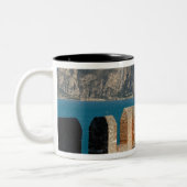 Italien, Malcesine, Aussicht vom Burgturm Zweifarbige Tasse (Links)