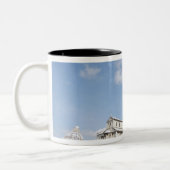 Italien, Pisa. Kathedrale, Baptistry und Lehnen Zweifarbige Tasse (Links)